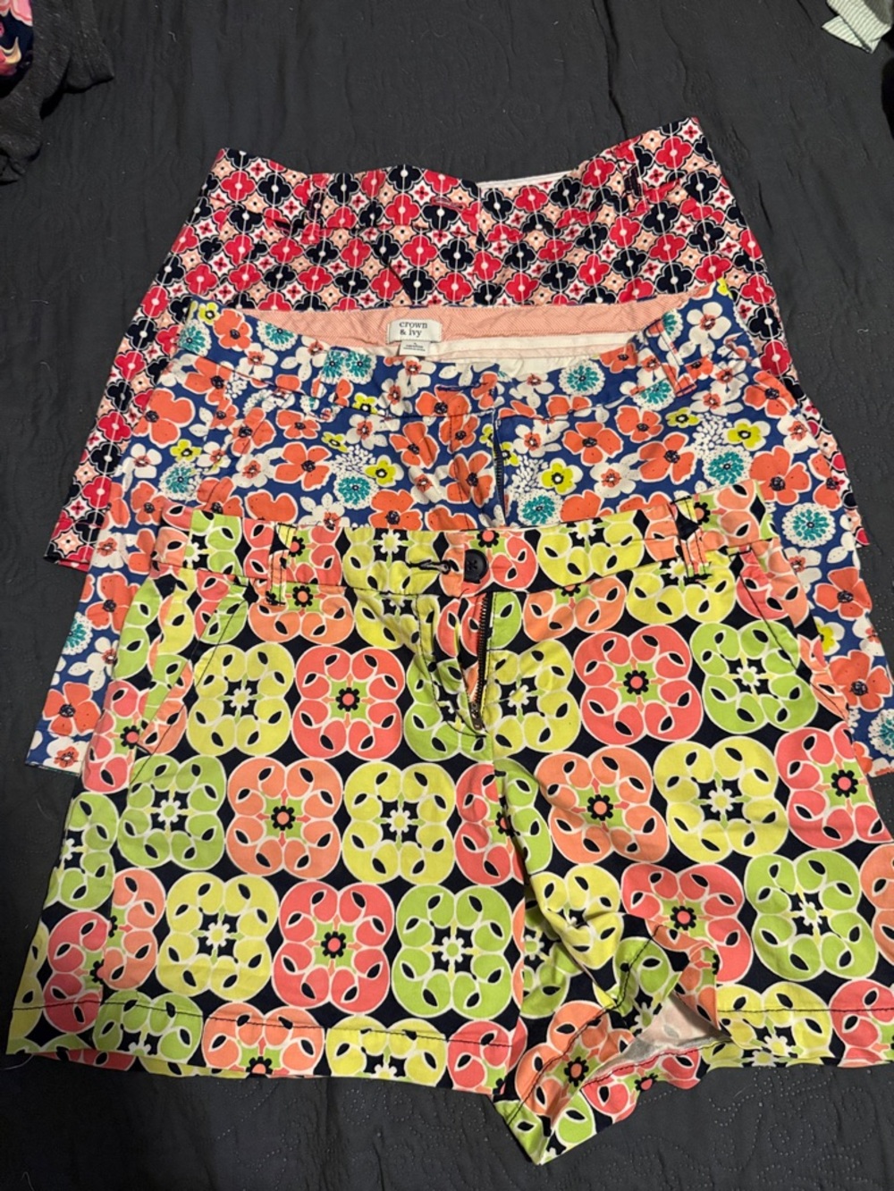 crown & ivy Multicolor Floral and Geometric Print Women’s Shorts Trio